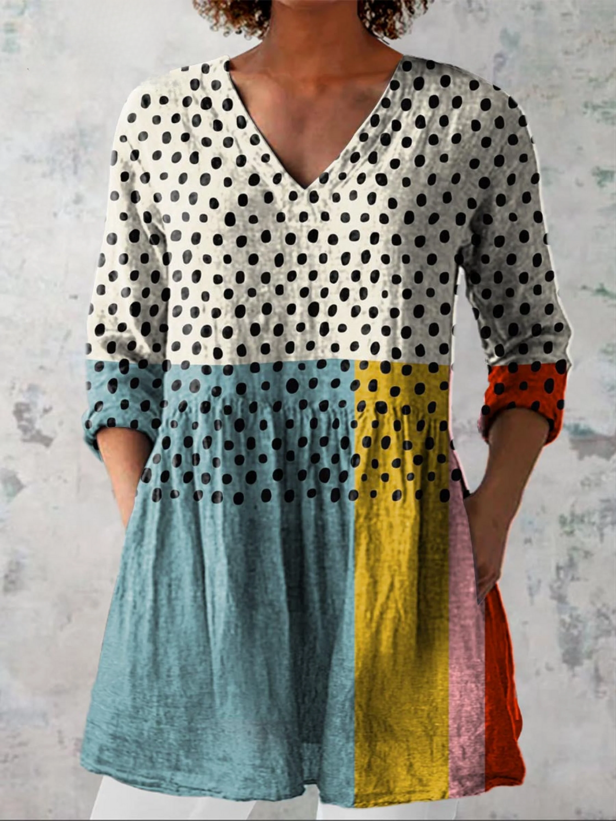 Valerie - Long Blouse with V-Neck