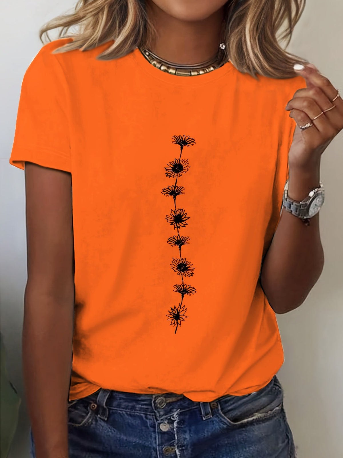 Claire | Happy T-Shirt