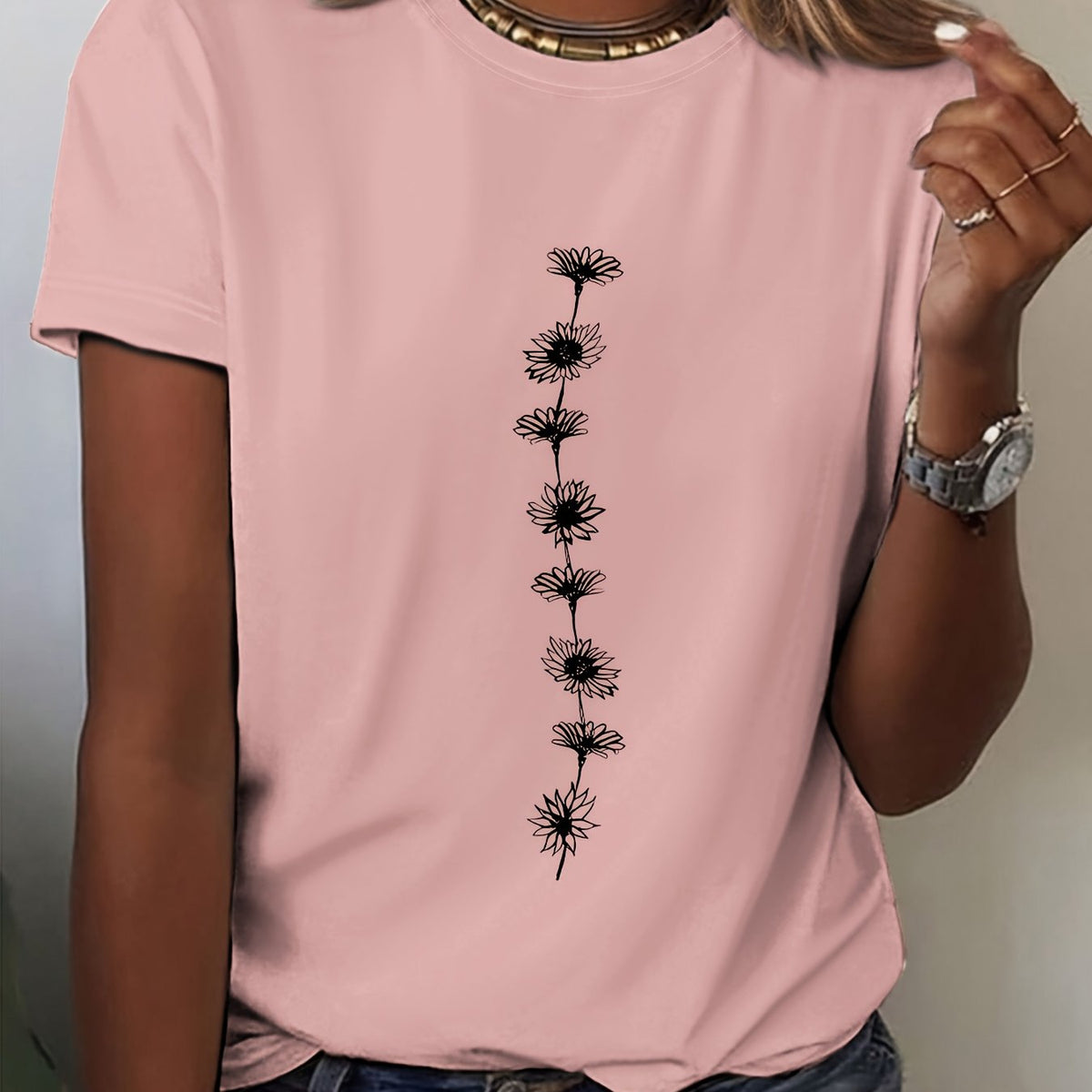 Claire | Happy T-Shirt
