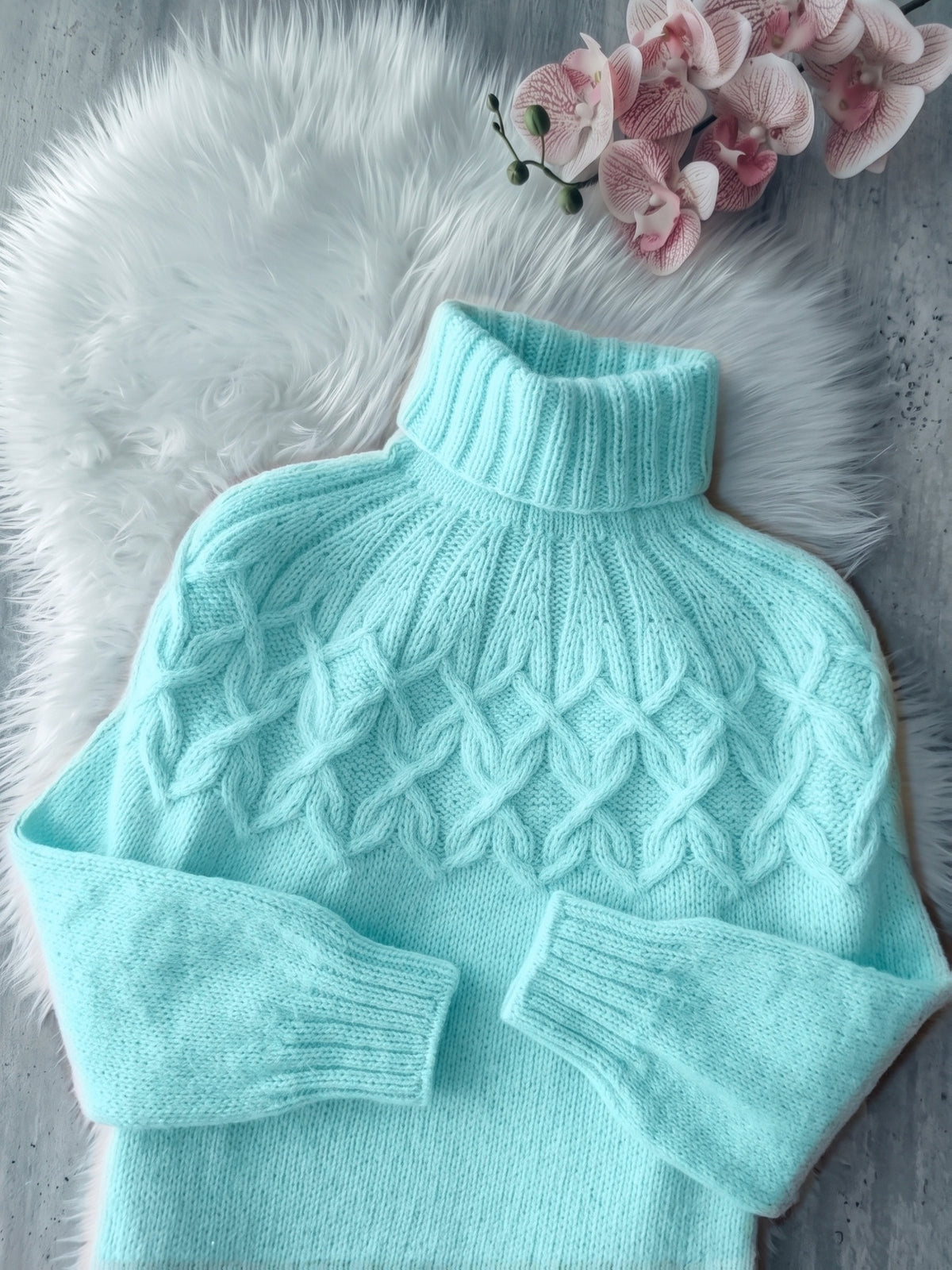 Evelyn™ | Cozy Cable Knit Turtleneck Sweater
