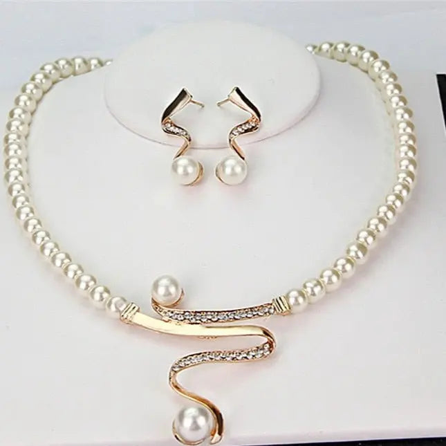 Pearl Serpentine Statement Necklace Set