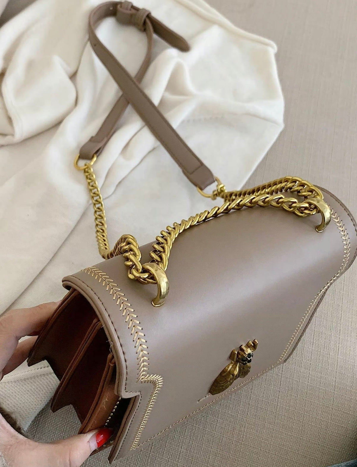 Éloria Paris - Luxury Chain Handbag