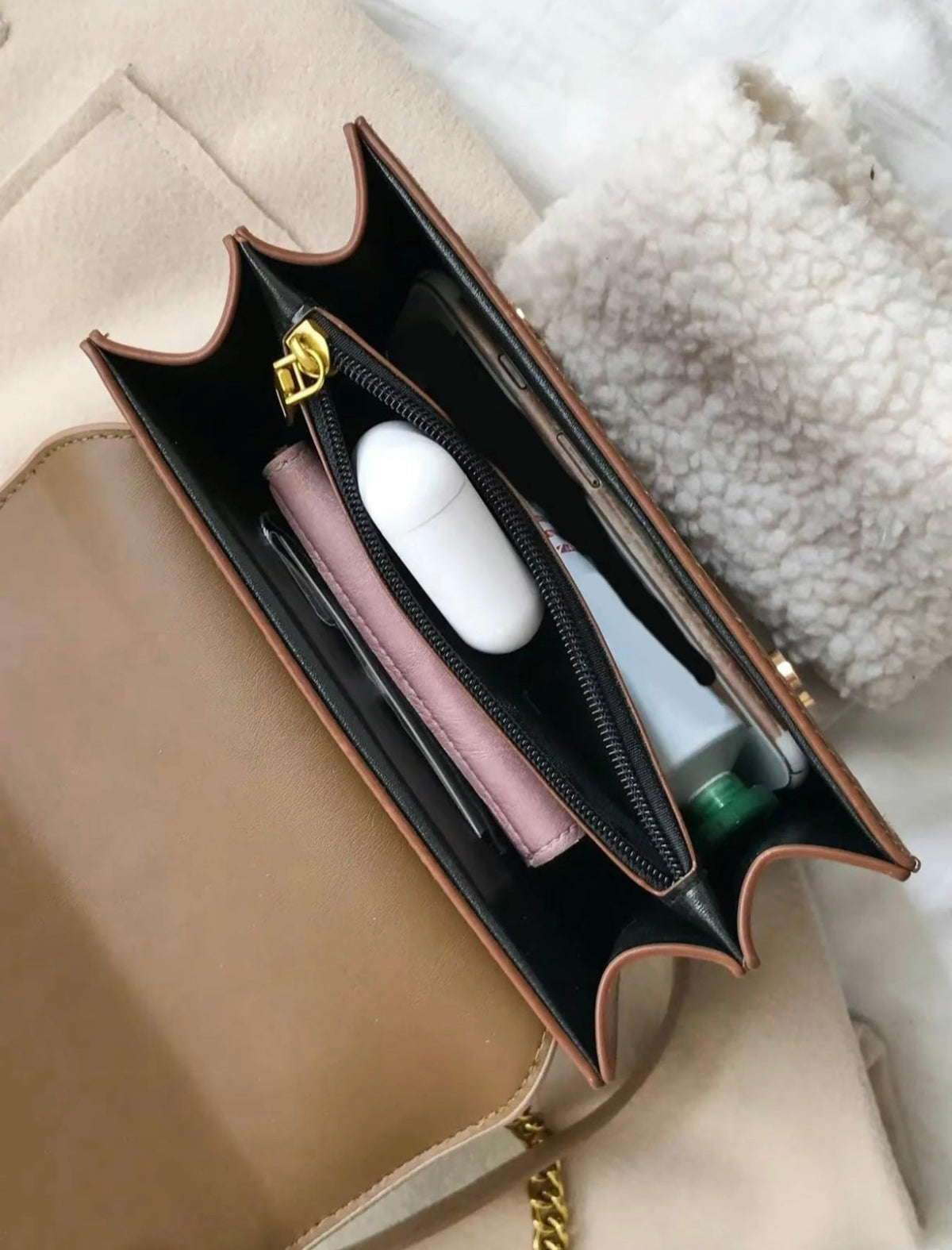 Éloria Paris - Luxury Chain Handbag