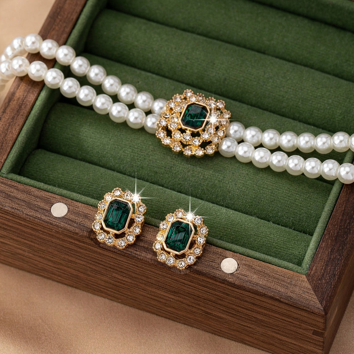 Tamsin Verdalle Jewelry Set