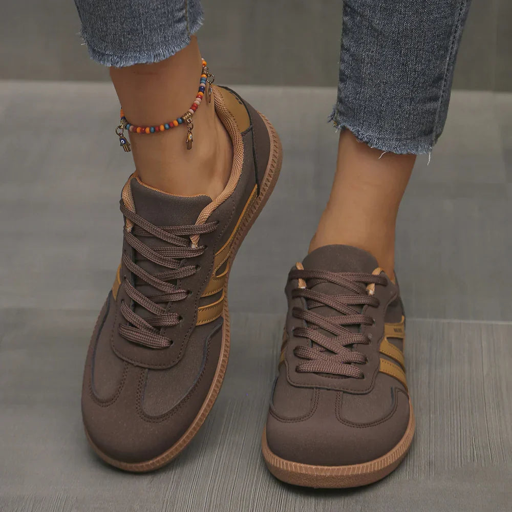 Deliza | Orthopaedic Trainers
