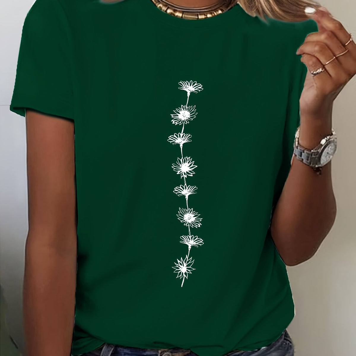 Claire | Happy T-Shirt