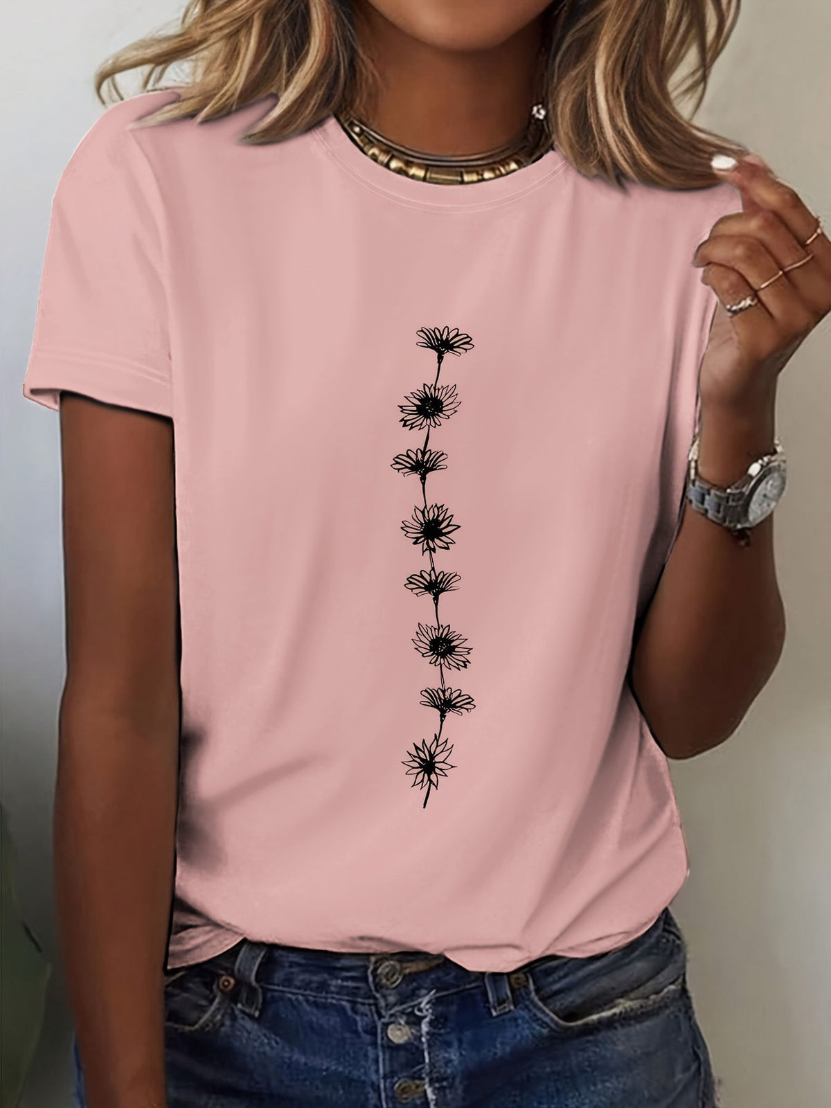 Claire | Happy T-Shirt
