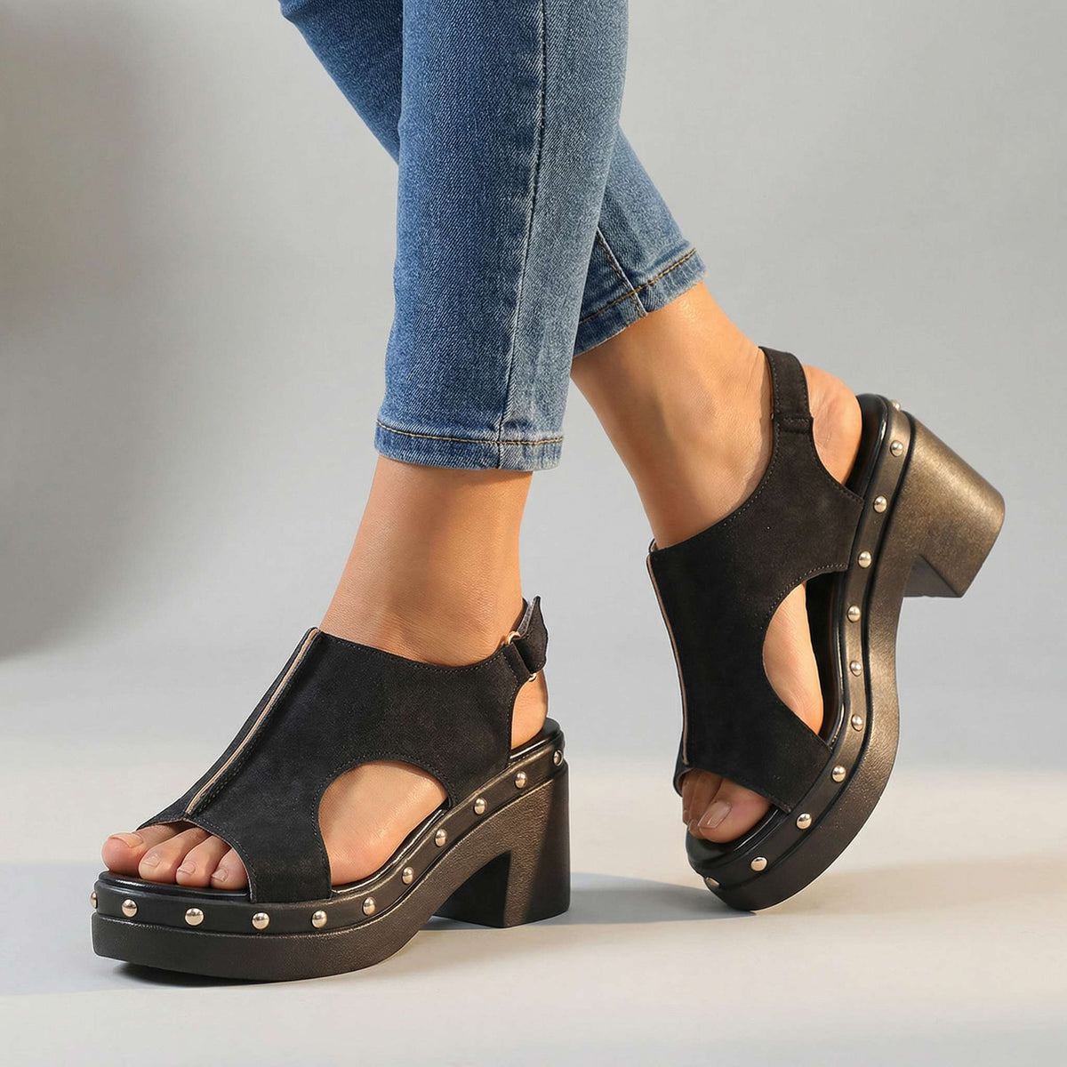 Loretta | Studded Slides