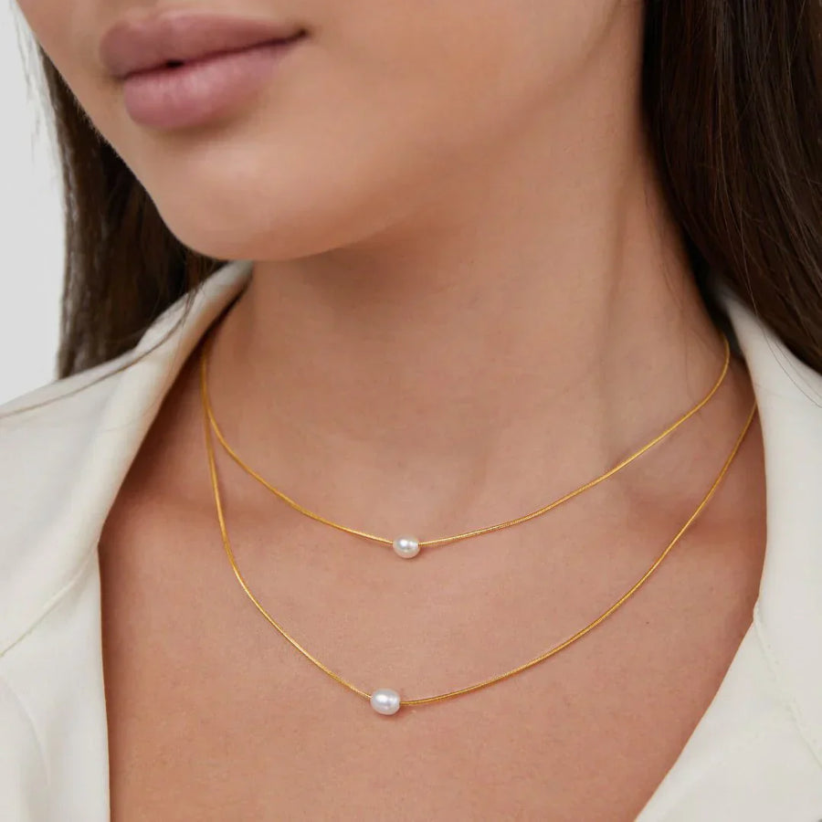 Sophisticated Layered Pearl Necklace